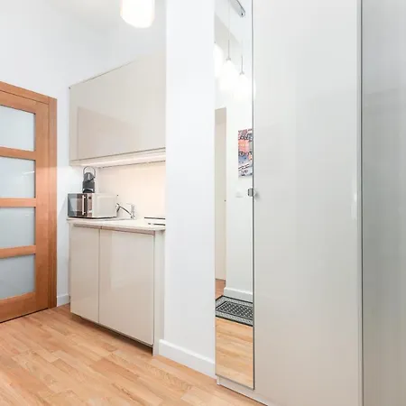 Nowy Swiat Cozy Apartment Warsaw By Noclegi Renters *