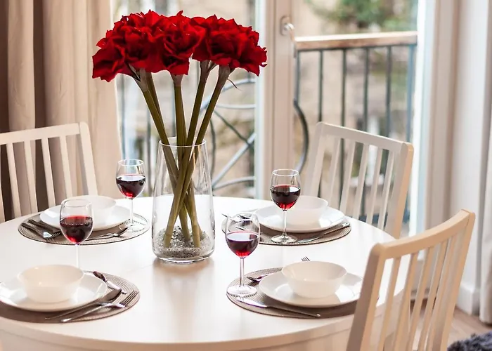 Nowy Swiat Cozy Apartment Warsaw By Noclegi Renters